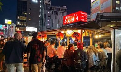 Hakata Yatai and Local Izakaya Hopping Tour Food Included
