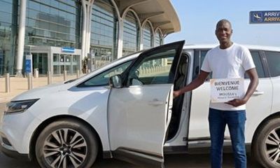 Transfer from Blaise Diagne Airport to Hotel 1 3 persons