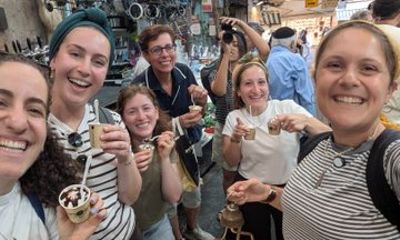 Mahane Yehuda Market Walking Food Tour in Jerusalem