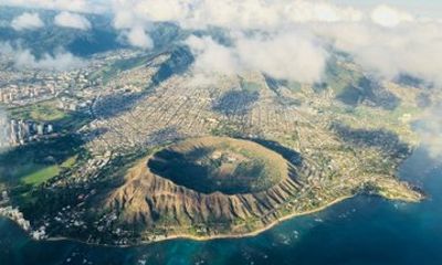 Oahu Ultimate Circle Tour with Diamond Head Hike, Byodo in & Dole