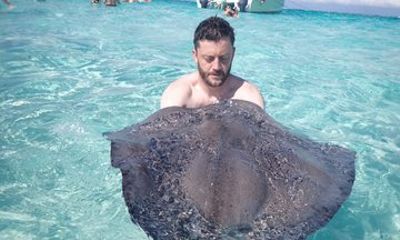 Grand Cayman Private Boat:Stingray City, Snorkel & Starfish Point