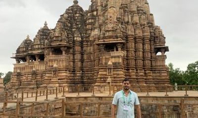 Delhi to Khajuraho, Varanasi and Agra by Vande Bharat Express