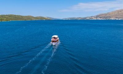 Blue Lagoon 3 Islands Tour from Trogir