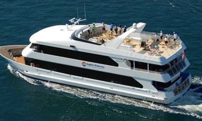 Naples Luxury Sightseeing Cruises