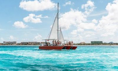 Aruba Snorkel Cruise to the Antilla Shipwreck with Brunch