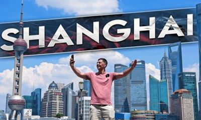 Shanghai Private 8 Hour Tour with Local Guide in Tesla