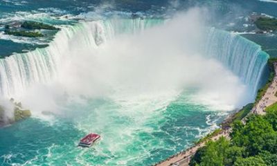 Niagara Falls 2 Day Tour from Toronto -Cruises, Winery, Aquarium