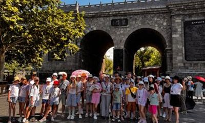 Shaolin Temple and Longmen Grottoes Tour