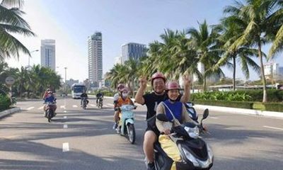 Da Nang Private Tour with Ao Dai Lady Rider