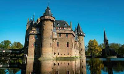 Utrecht Private Tour DeHaar Castle and Boat Cruise with Guide