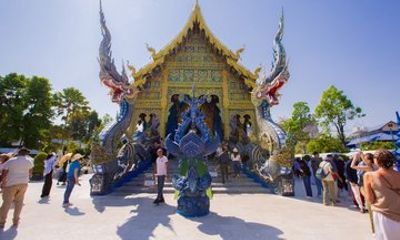 Private Chiang Rai Landmarks and Golden Triangle from Chiang Mai