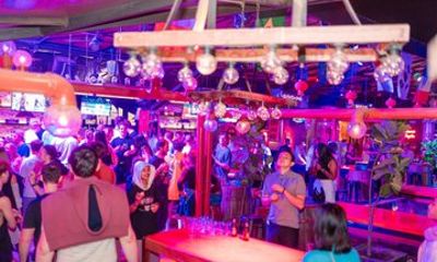 Siem Reap Street Food Walking & Bar Hopping Tour