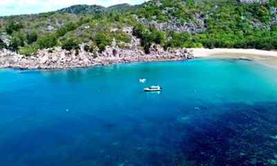Magnetic Island Adventurer Tour
