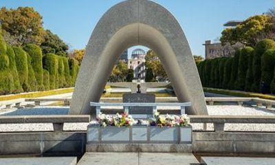 Hiroshima and Miyajima 1 Day Bus Tour for Cruise Passengers
