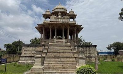 Golden Triangle Tour with Pushkar: Explore India’s Heritage