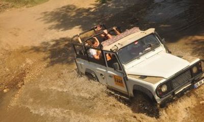 Jeep Safari and Green Canyon Tour with Guide