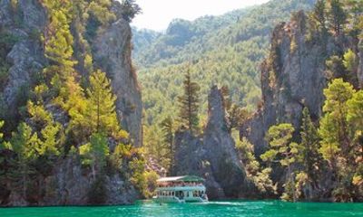 Green Canyon and Side Panorama