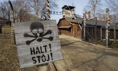 Auschwitz Birkenau Guided Tour with Meeting Point Pickup