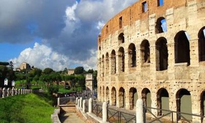 Roman Forum and Colosseum Options with Digital Guide