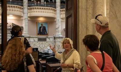 Colonial Annapolis History Walking Tour with Maryland State House