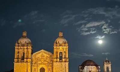 Night Walk of Urban Legends ghosts and Dinner in Oaxaca