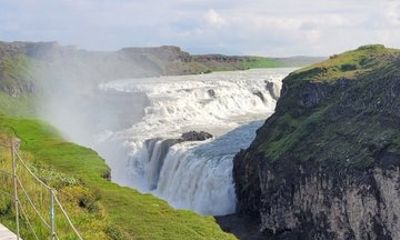 Golden Circle Day Tour from Reykjavík with IceRide