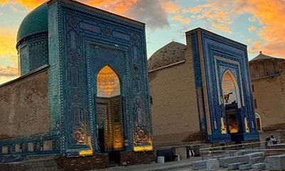 Private City Tour of Old Samarkand City with Transport