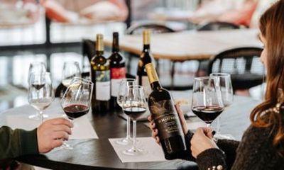 Visit and tasting DOC Douro wines in Historic Producer