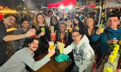 Noite de Samba Autêntico, Caipirinha and Cachaça at Pedra do Sal