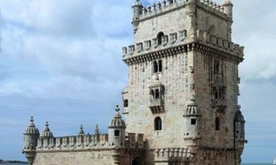 Private Lisbon Riviera Experience to Belem and Cascais