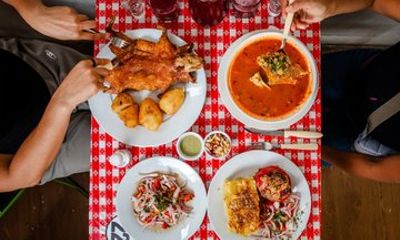 Almuerzo Arequipa Food Tour with 15+ Tastings