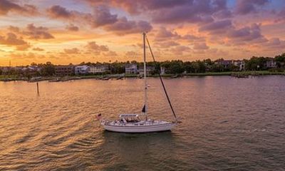 Tapas Tasting Sailboat Experience in Houston