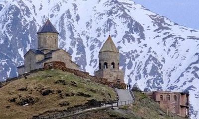Private Kazbegi and Gergeti Trinity Church Day Trip from Tbilisi
