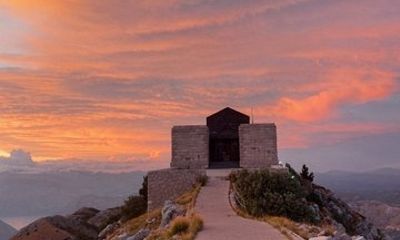 Private Tour to Njegoš Mausoleum Lovćen Cable Car and Kotor Bay