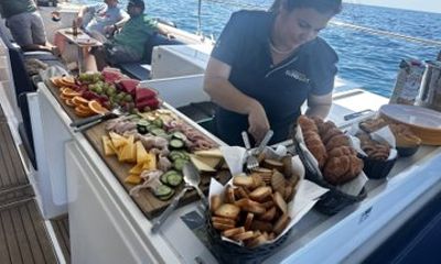 Benagil Caves and Picnic at Portimão Eco Catamaran Grand Tour