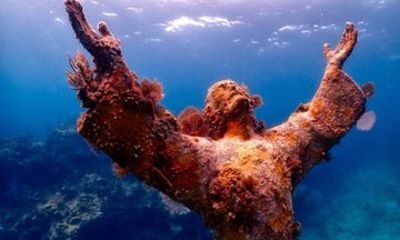 Christ of the Abyss Statue Scuba Diving Experience in Key Largo