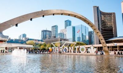 Toronto City Bus Tour Small Group