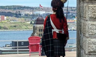 Halifax Historic Walking Tour (Pier 21, wharfs, Titanic, Citadel)