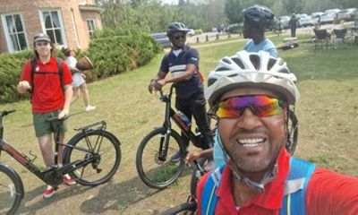 Red Deer City Highlights 2Hrs Bike Tour E Bike Upgrade Avail