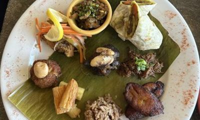 Cayman’s Food and Spirits Walking Tour