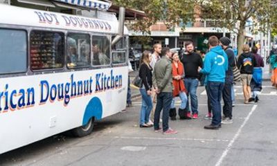 Melbourne Morning Tour Queen Victoria Market Trams and Coffee