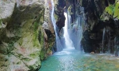 South Crete Tour with Matala Beach Caves and Winery Visit