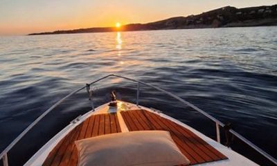 Private Boat Tour Check-out from Marseille