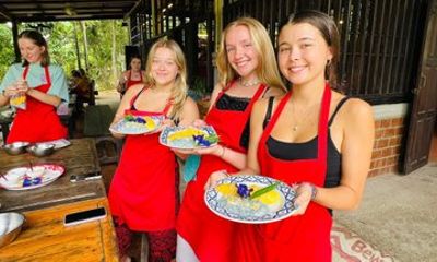 Thai Cooking Class at Chiang Mai's Organic Farm with Transfers