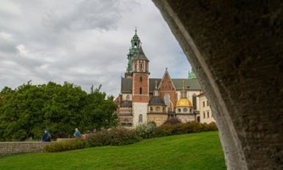 Wawel Castle Cathedral with an English Guide