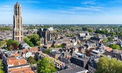 Hello Utrecht: Private 2-Hour Intro City Walk with Local Guide