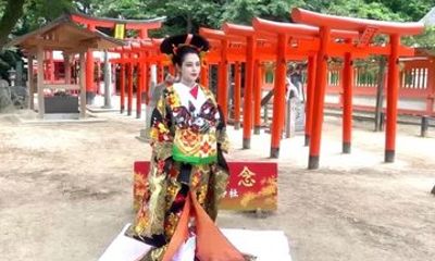 Oiran and Samurai Cosplay Couple Experience Tour in Fukuoka