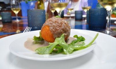 Downtown Half Moon Bay Main Street Classic Food Tour