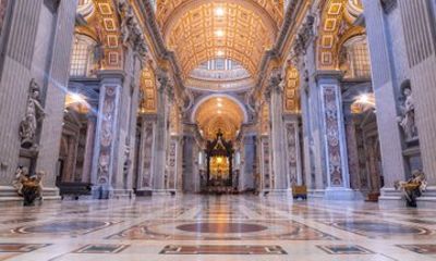 St. Peter's Basilica Priority Entrance with Audio Guide