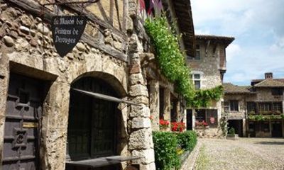 Lyon Medieval Village of Pérouges Day Trip